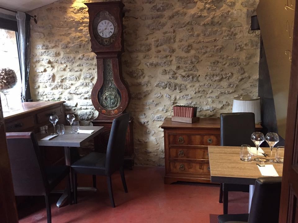 فندق Le Vieux Bistrot Cabrières-dʼAvignon المظهر الخارجي الصورة