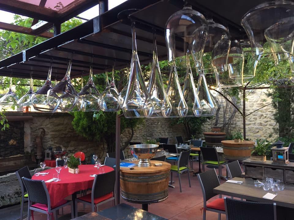 فندق Le Vieux Bistrot Cabrières-dʼAvignon المظهر الخارجي الصورة