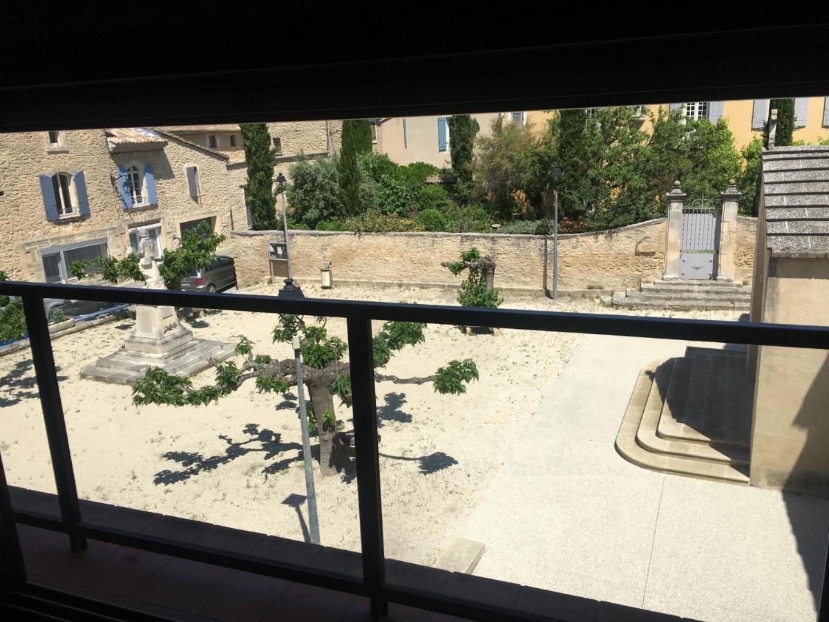 فندق Le Vieux Bistrot Cabrières-dʼAvignon المظهر الخارجي الصورة